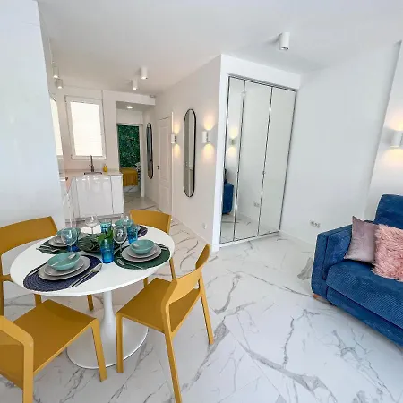 El Paraiso アデヘ